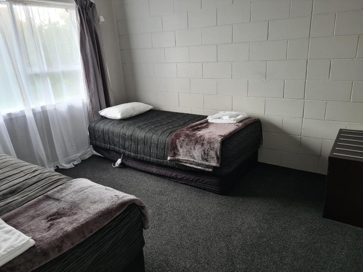 Leamington Spa Motel 坎布里奇 外观 照片