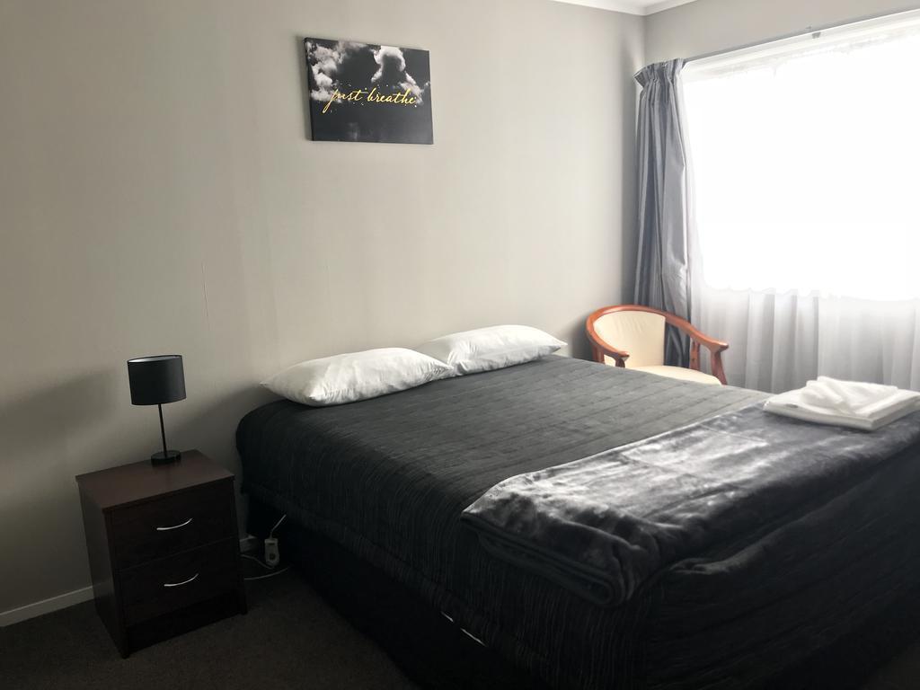 Leamington Spa Motel 坎布里奇 外观 照片