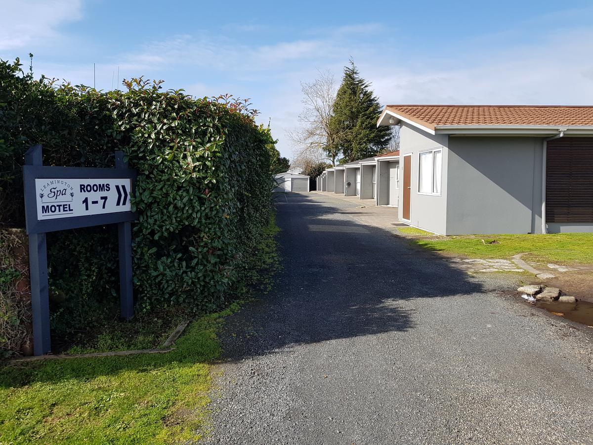 Leamington Spa Motel 坎布里奇 外观 照片