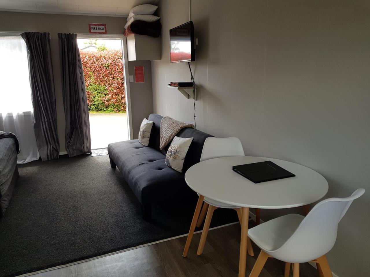 Leamington Spa Motel 坎布里奇 外观 照片