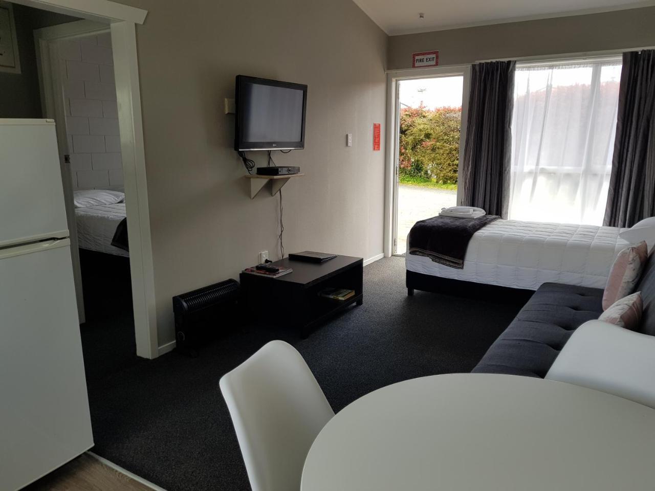 Leamington Spa Motel 坎布里奇 外观 照片